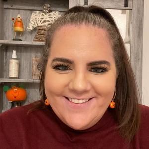 Meet your Posher, Kelli